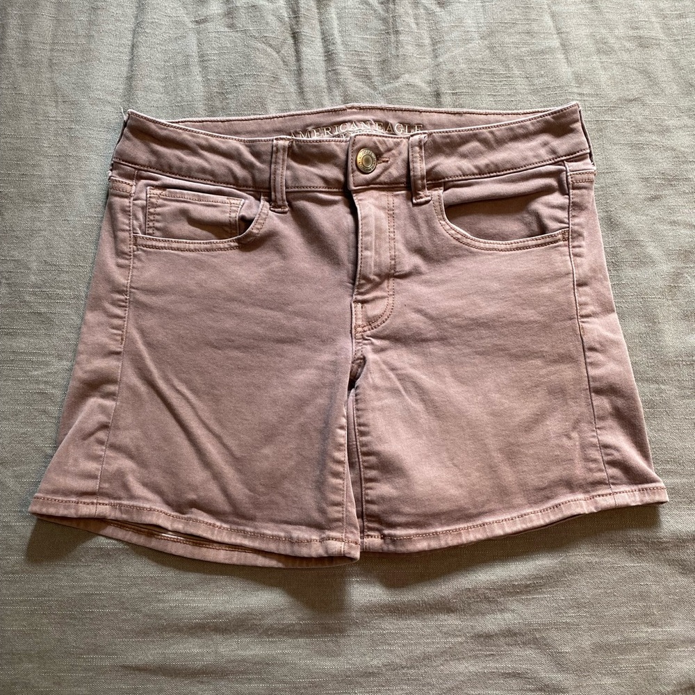 American Eagle midi shorts size six